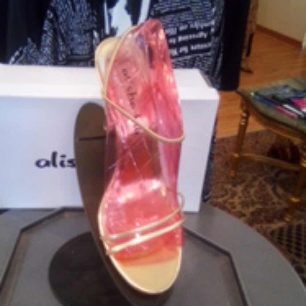 4 inch  heel
